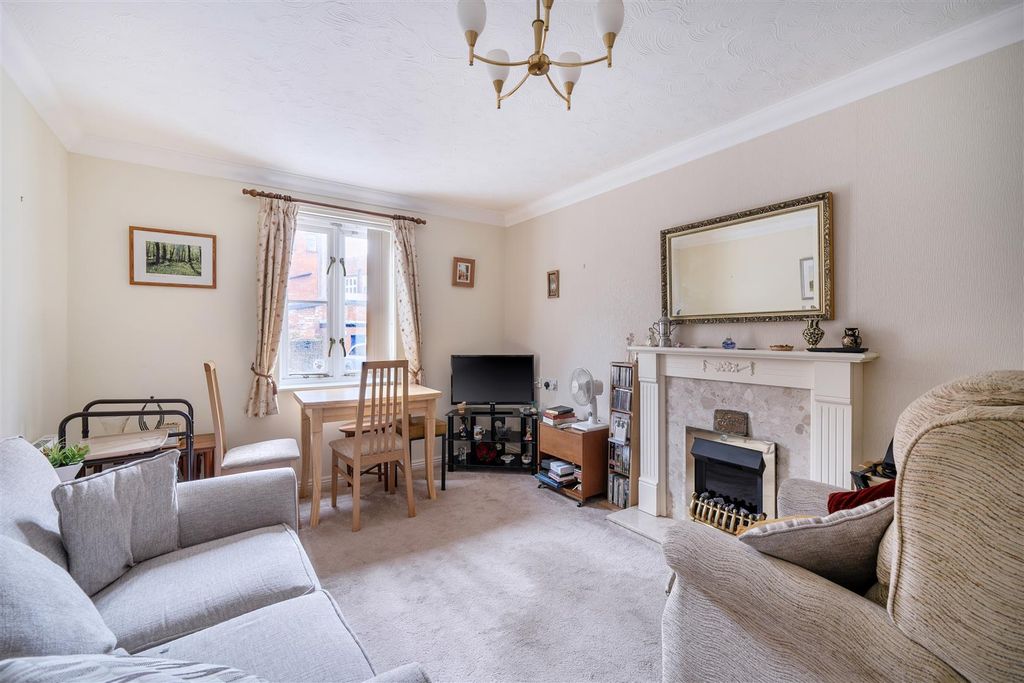Additional image 4 of 1 bed flat for saleFolly Mill Lodge, South Street, Bridport DT6