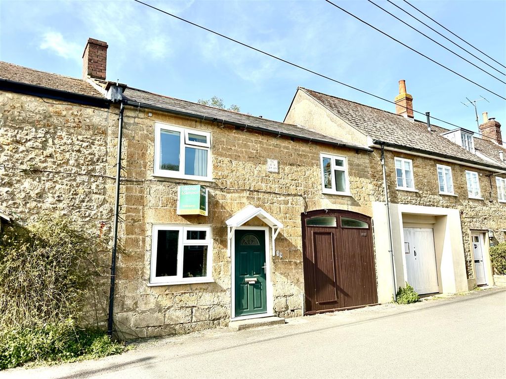 3 bed terraced house for saleEast Street, Beaminster DT8