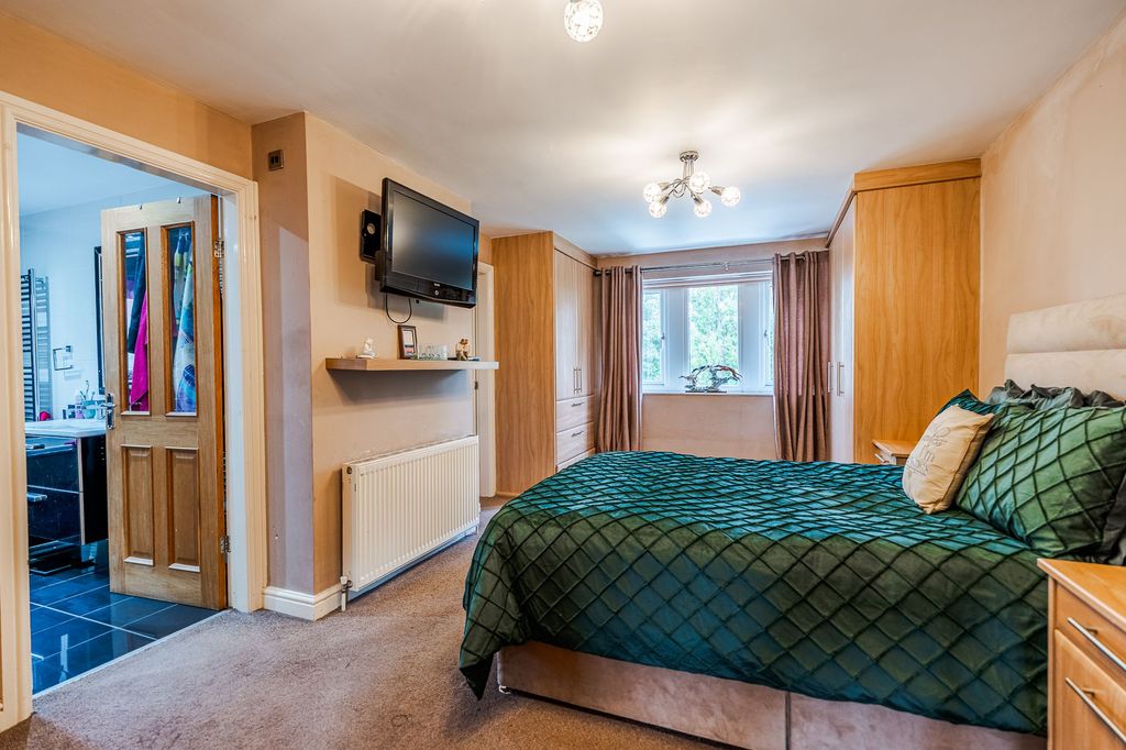 Additional image 19 of 6 bed detached house for saleLea Road, Batley WF17