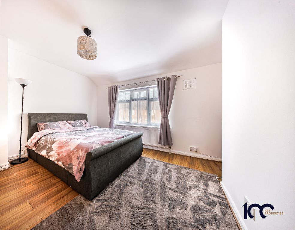 Additional image 14 of 4 bed semi-detached house for saleEliot Road, Dagenham RM9