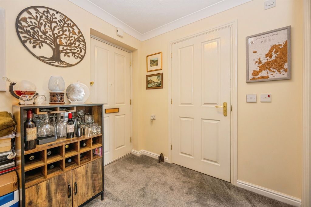 Additional image 4 of 1 bed flat for salePark View, Ashbourne DE6