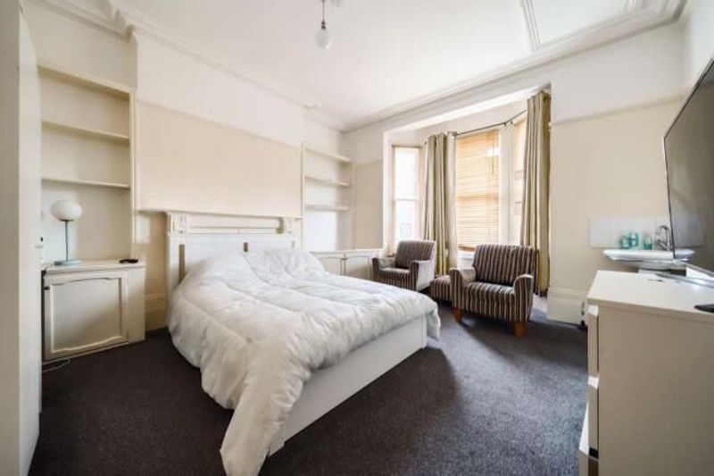 Additional image 4 of 9 bed property for saleMarlborough Road, Banbury OX16