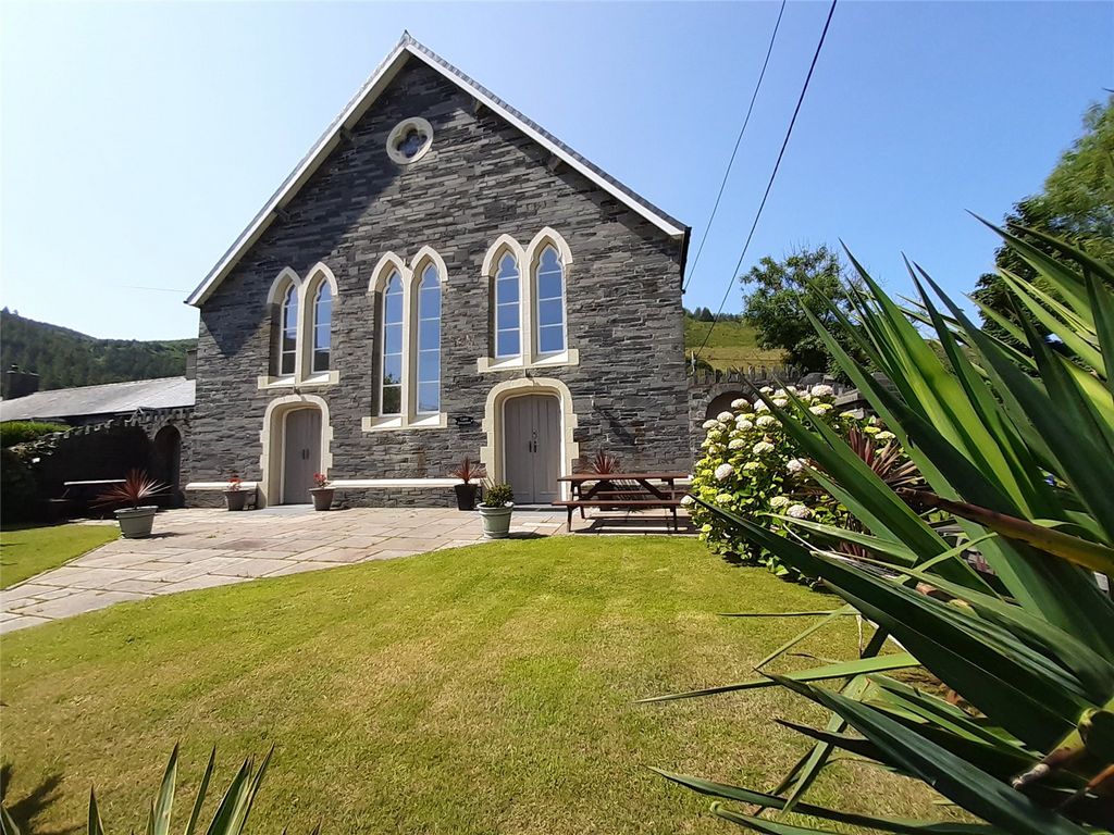 4 bed detached house for saleLlanegryn Street, Abergynolwyn, Tywyn, Gwynedd LL36