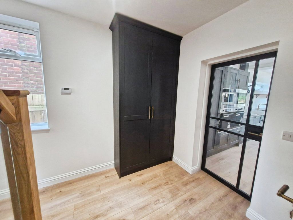 Additional image 6 of 5 bed detached house for saleVictoria Road, Beverley HU17