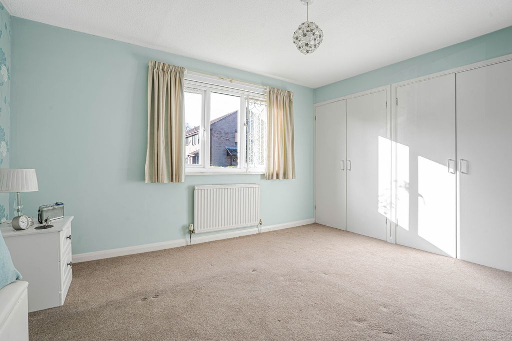 Additional image 5 of 2 bed flat for saleBroadwater, Berkhamsted HP4