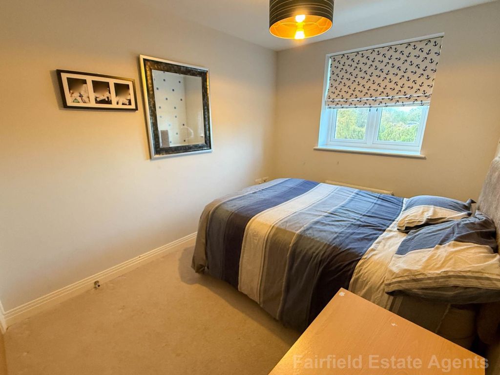 Additional image 11 of 2 bed flat for saleGibbs Couch, Carpenders Park, Watford WD19