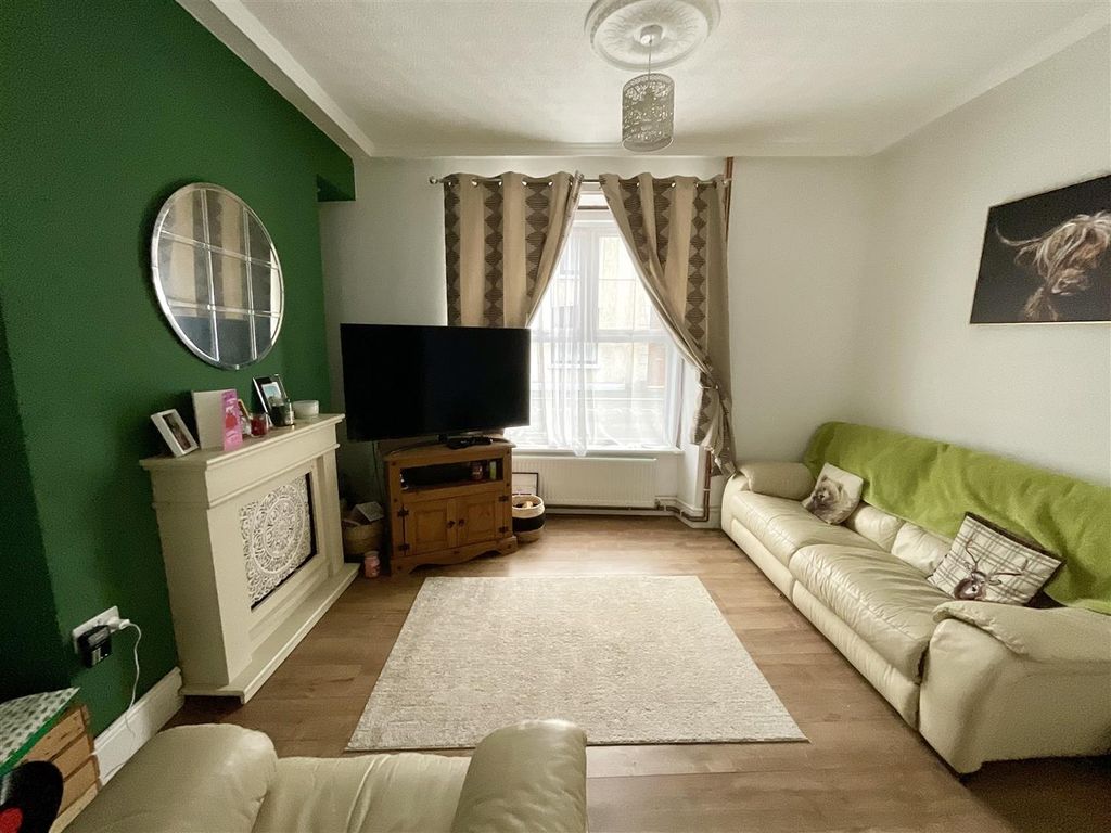 Additional image 5 of 4 bed terraced house for salePrincess Street, Llanelli SA15