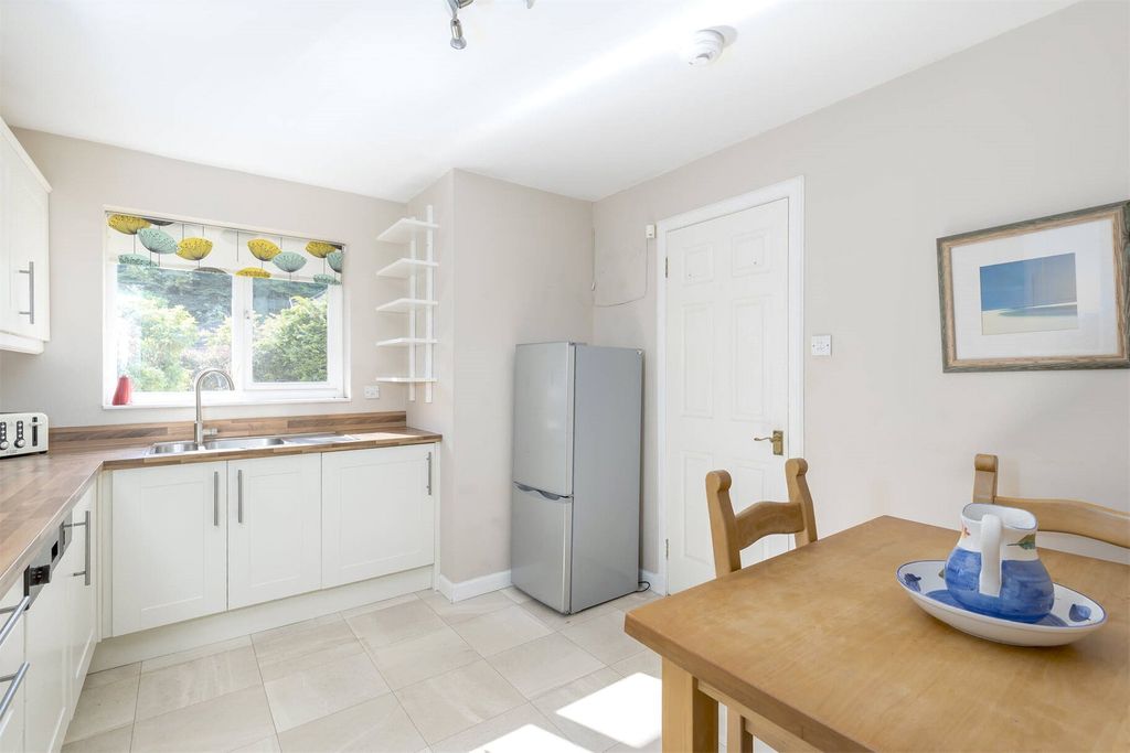 Additional image 10 of 3 bed property for saleBavelaw Gardens, Balerno EH14
