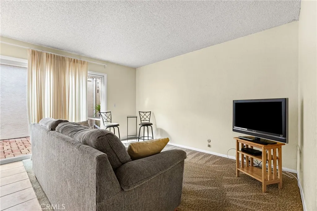 Additional image 10 of 88 Los Verdes Dr, San Luis Obispo, CA 93401