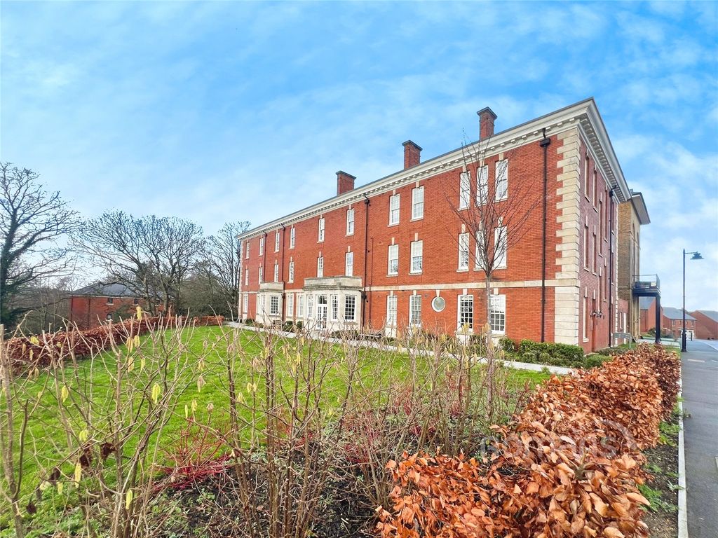 Additional image 4 of 3 bed flat for saleWhite Cross Place, Wellesley, Aldershot GU11