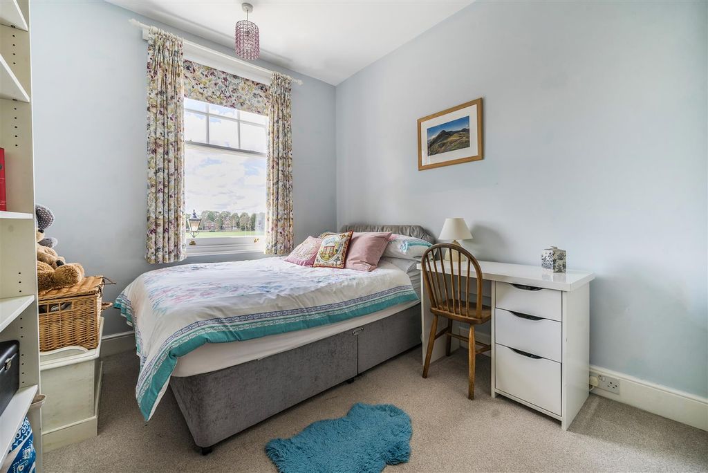 Additional image 19 of 6 bed detached house for salePemberley Avenue, Bedford MK40