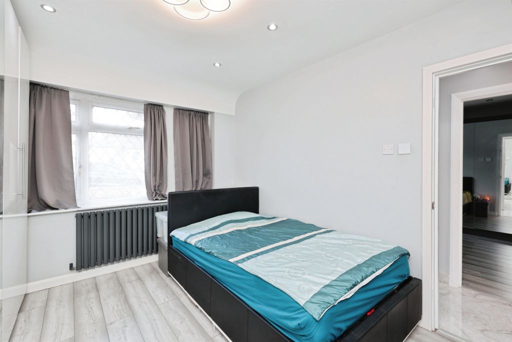 Additional image 10 of 3 bed semi-detached bungalow for saleCompton Place, Watford WD19