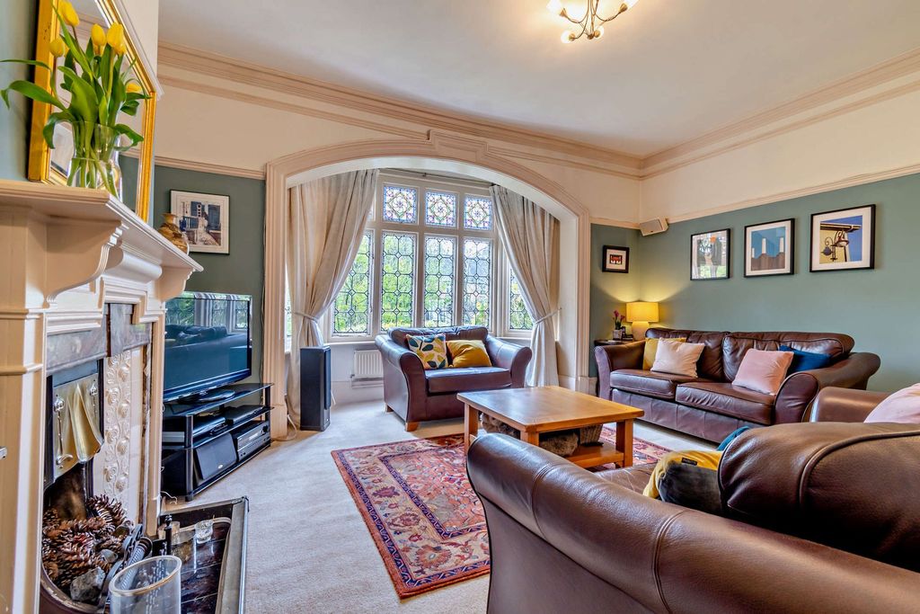 Additional image 11 of 5 bed property for saleOxford Road, Banbury OX16