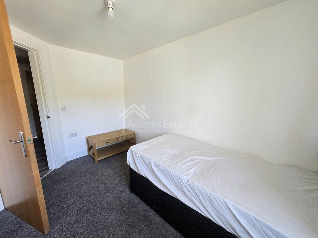 Additional image 5 of 2 bed flat for saleEllis Court, Dewsbury WF13