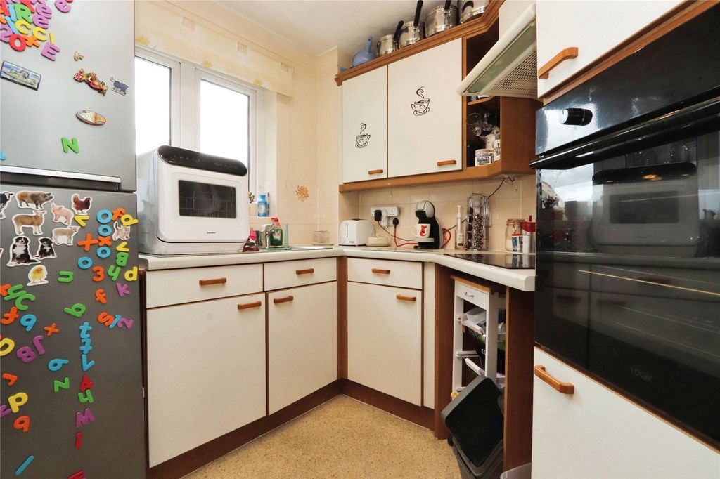 Additional image 3 of 1 bed flat for saleChingswell Street, Bideford, Devon EX39