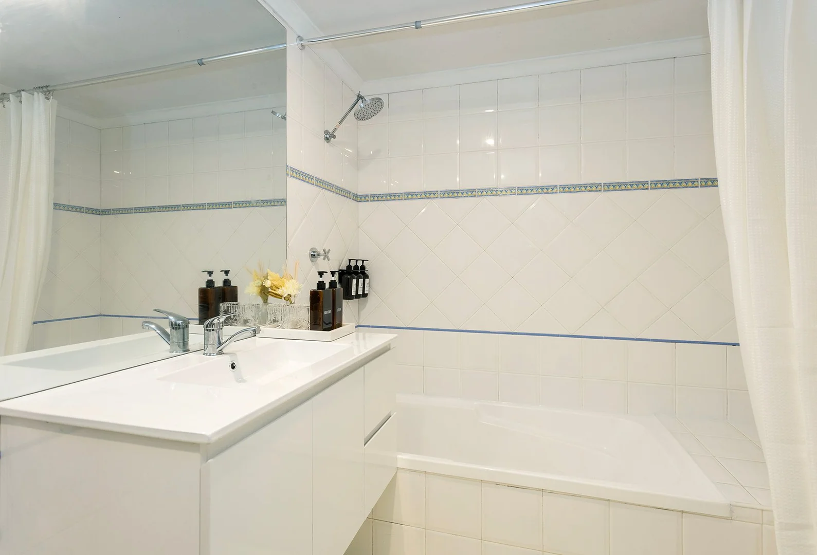 Additional image 3 of Unit 7/7-9 Pittwater Rd, Manly NSW 2095