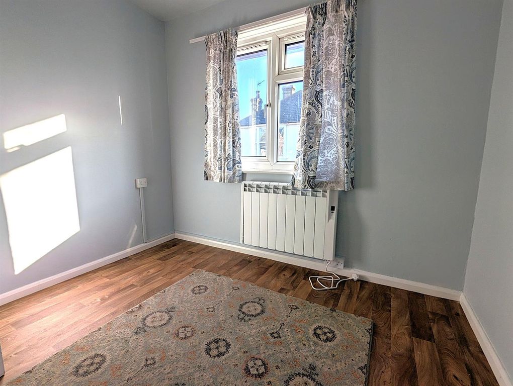 Additional image 6 of 2 bed flat for saleHigh Street, Bembridge PO35