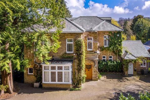 Hayes Lane, Kenley CR8