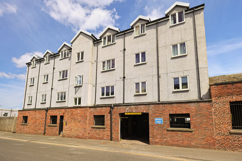 2 bed flat for saleWillow Holme Road, Carlisle CA2