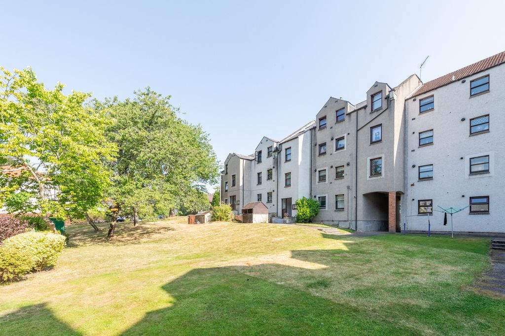 2 bed flat for saleMillside Terrace, Peterculter AB14