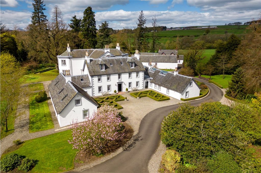 7 bed equestrian for saleOld Ballikinrain House, Balfron, Stirlingshire G63