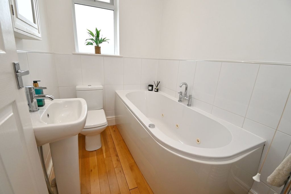 Additional image 23 of 5 bed detached house for saleSummer Lane, Royston, Barnsley S71