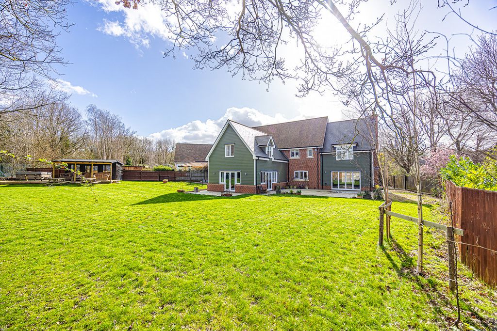 Additional image 4 of 4 bed detached house for saleThe Brackens, Benfleet SS7