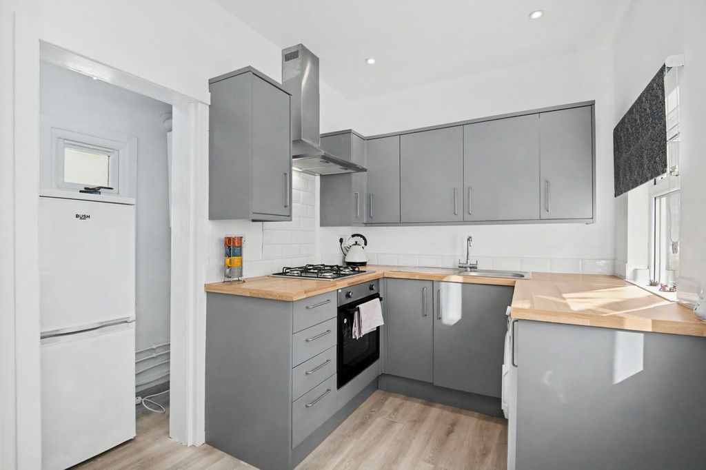 Additional image 3 of 1 bed flat for saleBurnside Terrace, Anstruther KY10