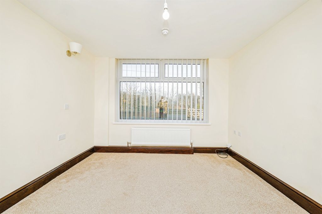 Additional image 28 of 5 bed semi-detached house for salePort Road East, Barry CF62