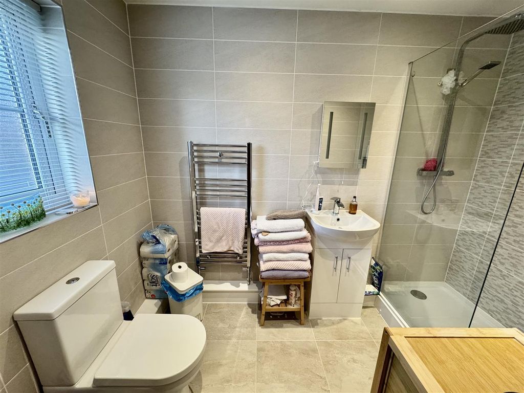 Additional image 9 of 3 bed detached bungalow for saleLlys Tir Nant, Tycroes, Ammanford SA18
