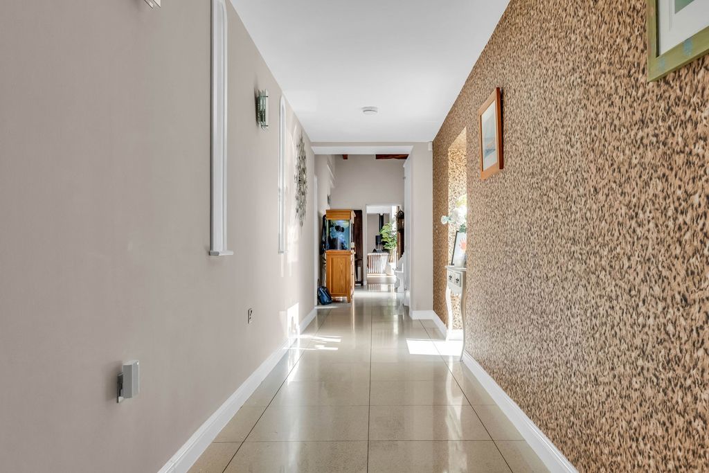 Additional image 28 of 4 bed barn conversion for saleHome Farm Courtyard, Castle Donington, Derby DE74