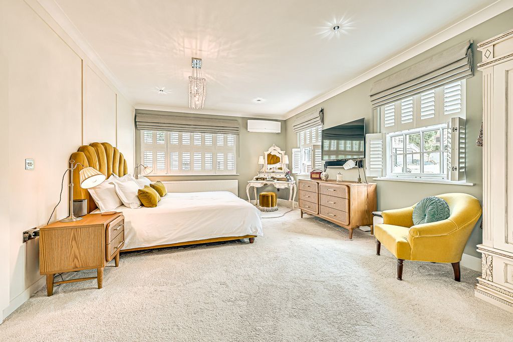 Additional image 28 of 5 bed detached house for saleVicarage Heights, Benfleet SS7