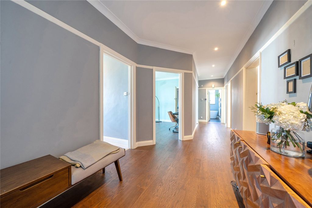 Additional image 5 of 3 bed flat for saleFoxgrove Road, Beckenham BR3