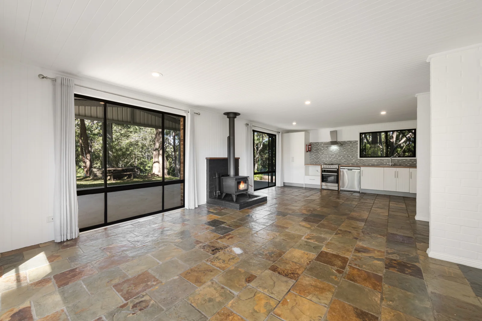 Additional image 7 of 1/340 The Ridgeway, Lisarow NSW 2250