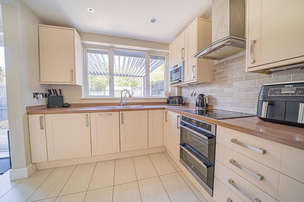 Additional image 5 of Clifford Road, Bentley Heath, B93