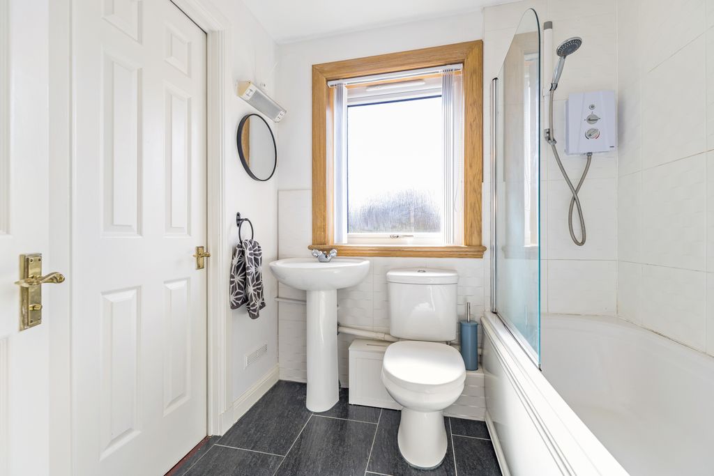 Additional image 12 of 2 bed flat for sale10/3 Liberton Place, Liberton, Edinburgh EH16