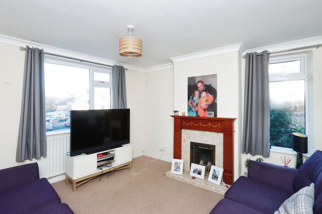 Additional image 5 of 3 bed end terrace house for saleQuarry Bank Road, Chesterfield S41