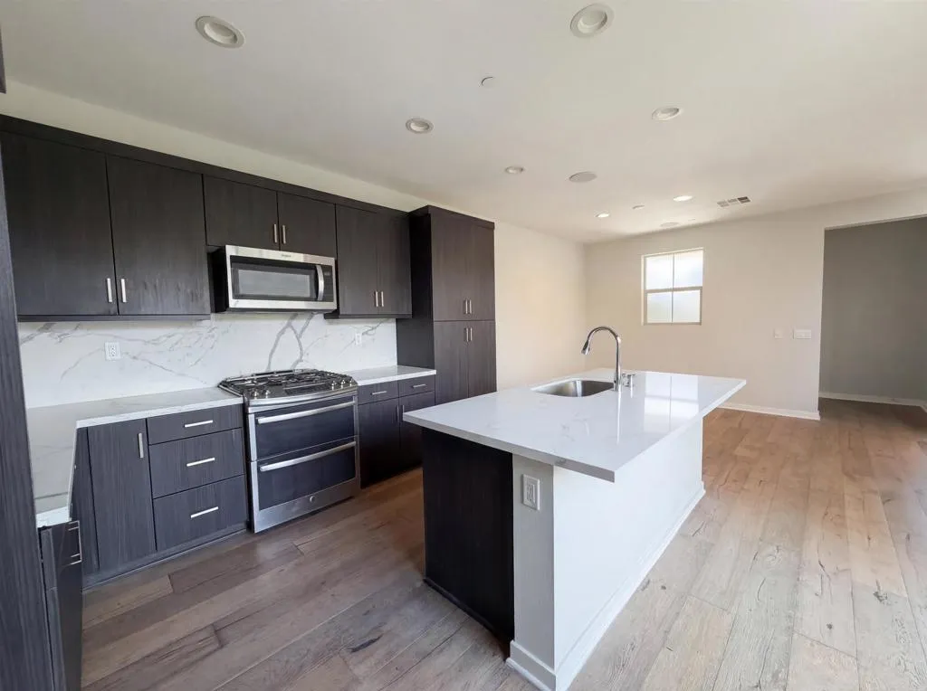 Additional image 14 of 951 Camino Aldea, Chula Vista, CA 91913