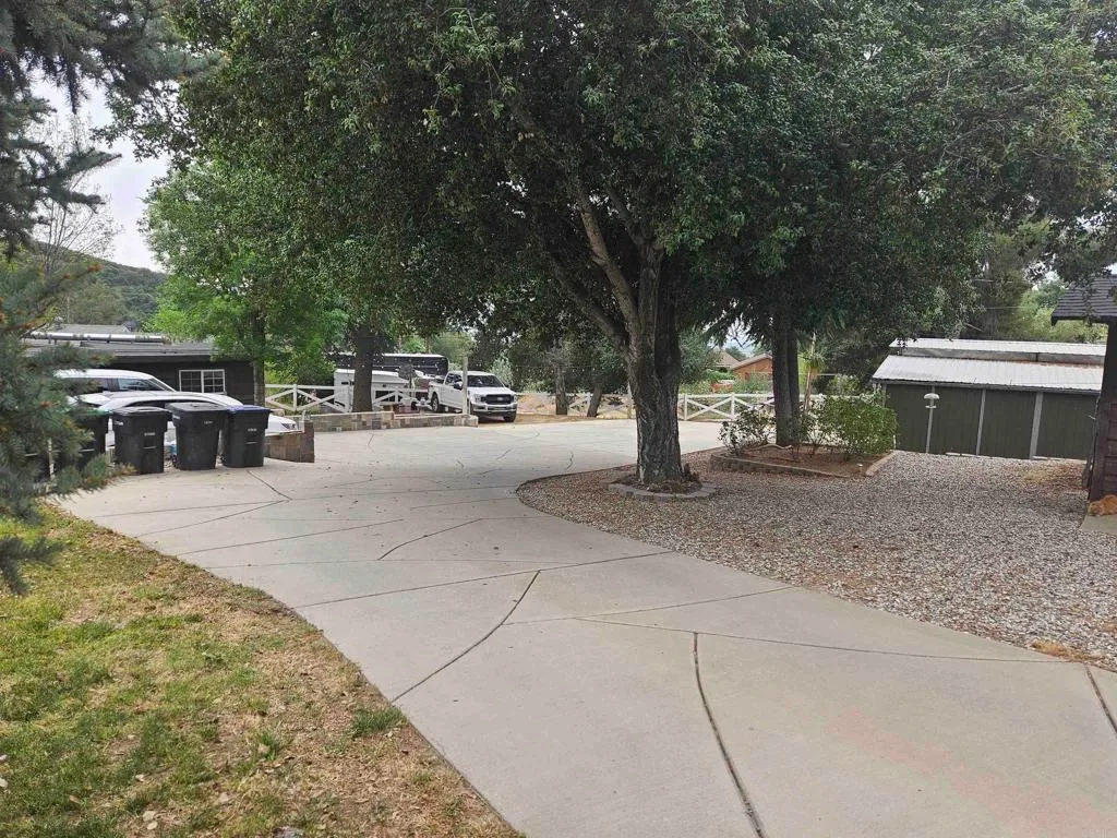 Additional image 37 of 40275 Avenida Cerrovista, Cherry Valley, CA 92223