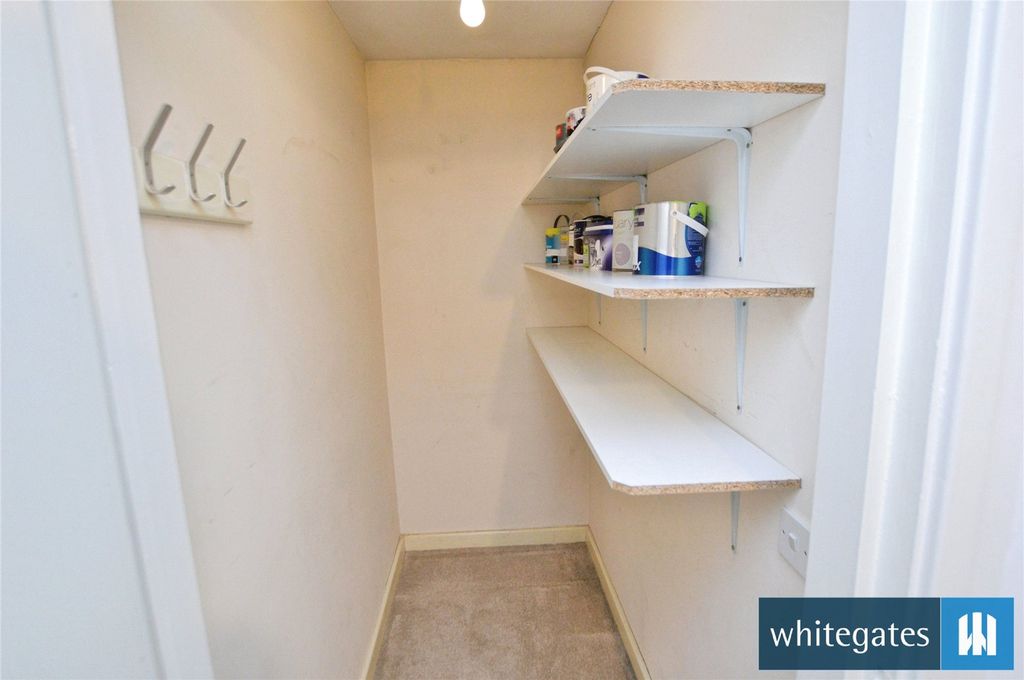 Additional image 7 of 2 bed flat for saleLynwood Garth, Leeds, West Yorkshire LS12