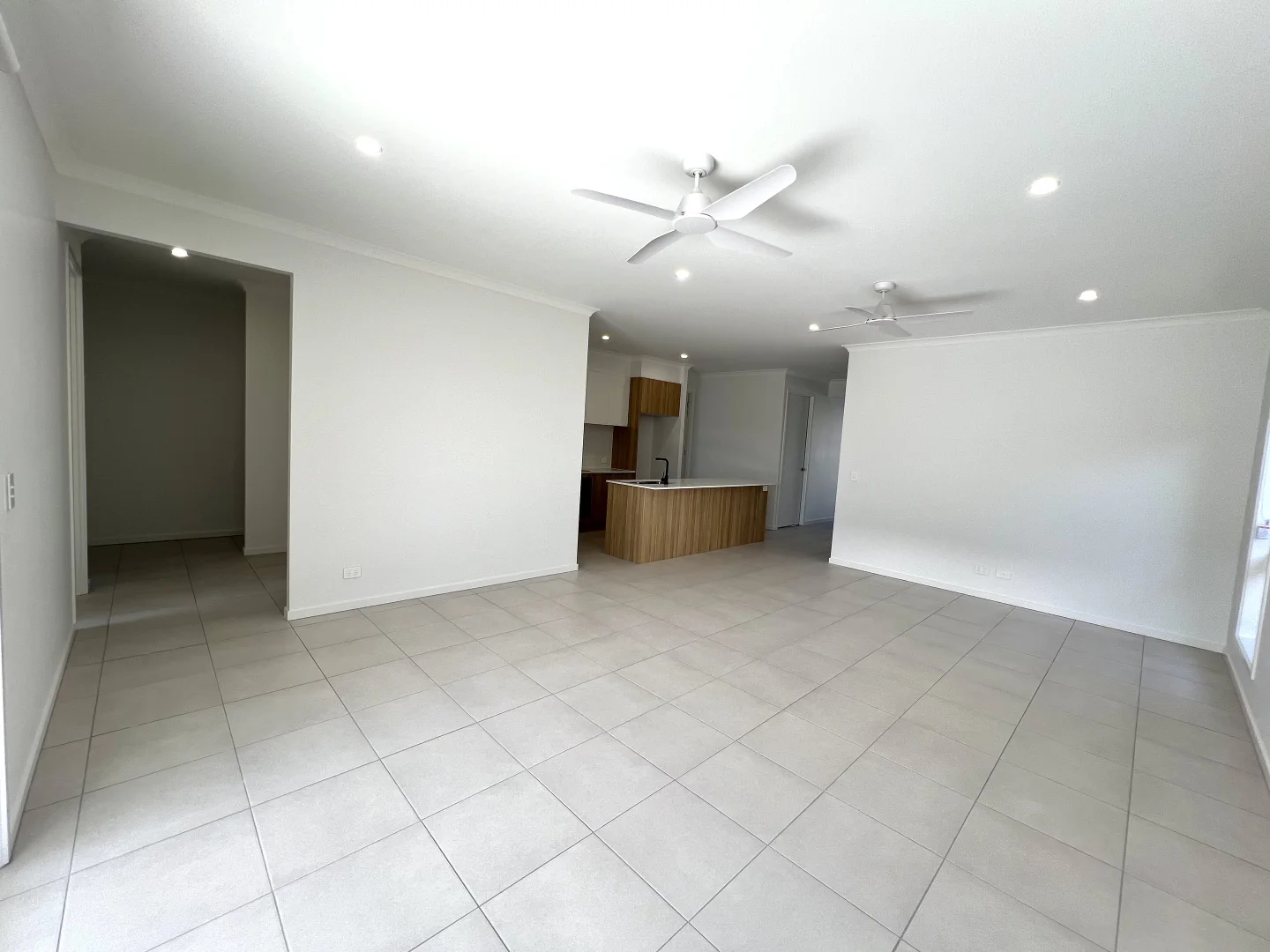 Additional image 4 of 42 Tablelands Crescent, Banya QLD 4551
