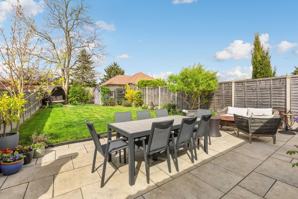 Additional image 20 of 4 bed detached house for saleSwanbourne Close, Biggleswade SG18