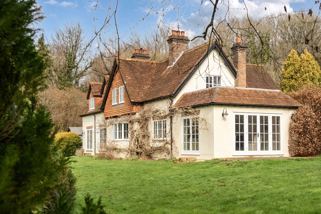 Additional image 17 of 5 bed detached house for saleChesham Road, Berkhamsted HP4