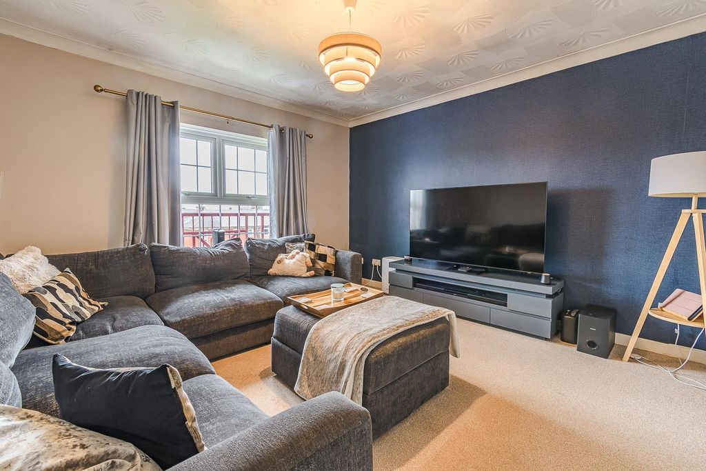 Additional image 2 of 2 bed flat for saleBarrians Way, Barry CF62