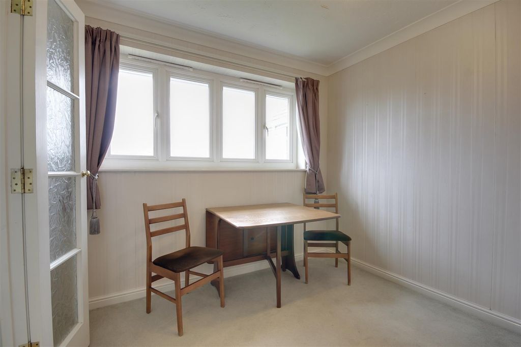 Additional image 9 of 2 bed flat for saleHudson Court, Hessle HU13