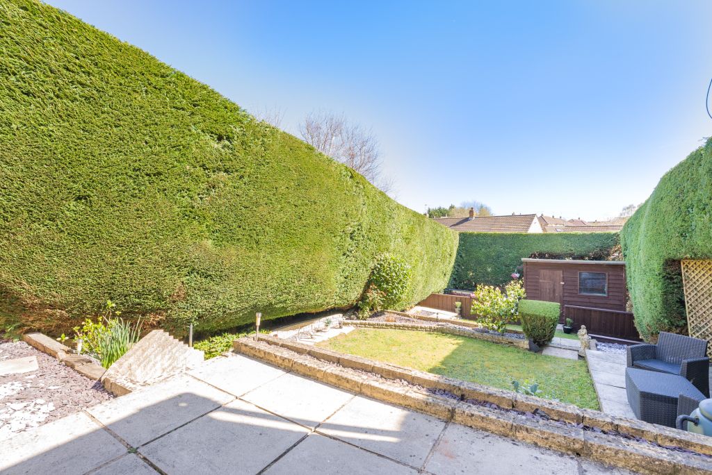 Additional image 9 of 3 bed semi-detached house for salePomeroy Close, Amersham HP7