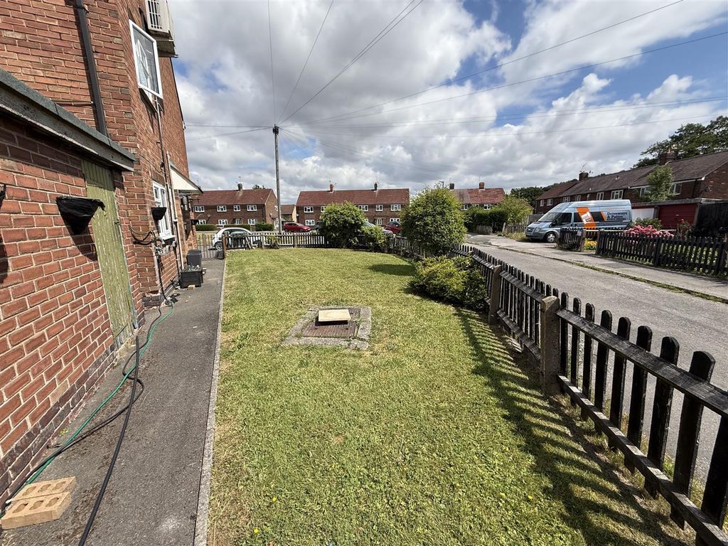 Additional image 3 of 2 bed flat for saleElm Avenue, Belper DE56