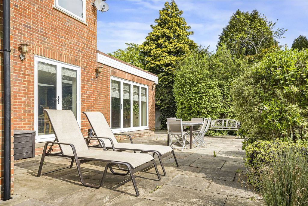 Additional image 18 of 7 bed detached house for saleOakside Way, Shinfield, Reading, Berkshire RG2