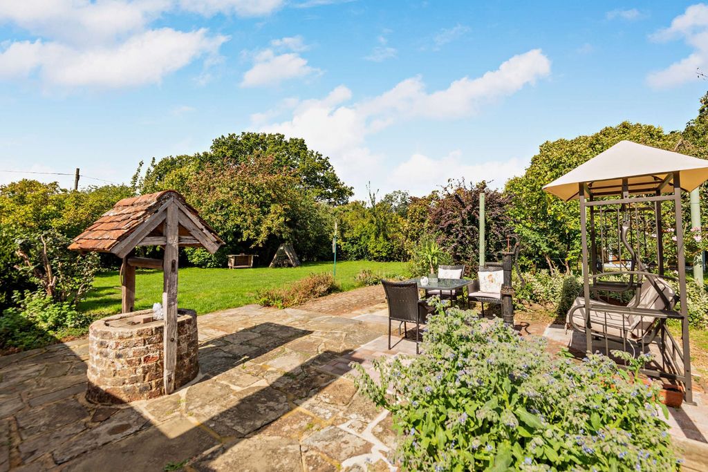 Additional image 9 of 6 bed detached house for saleEast Street, Billingshurst, West Sussex RH14