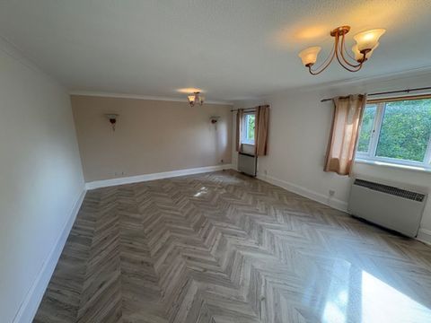 Ashvale Crescent, Springburn G21